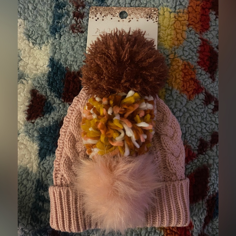 interchangeable pom pom beanie
